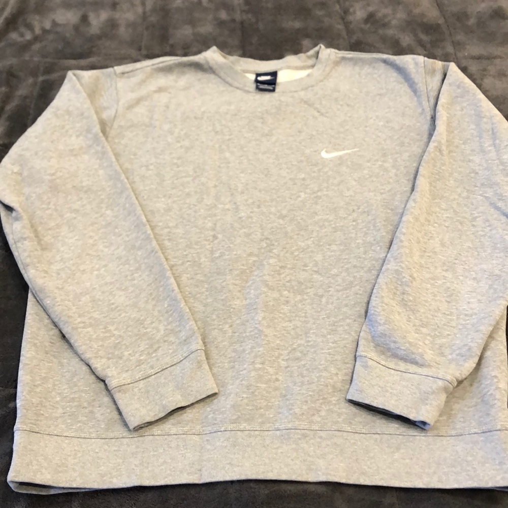 Nike sweatshirt